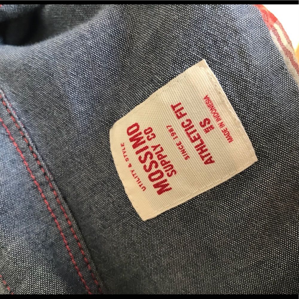 Mossimo plaid short sleeve button down shirt - Picture 3 of 3